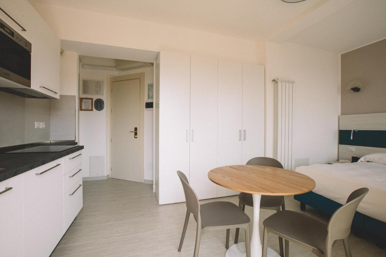 Hotel Residence La Palma Finale Ligure Buitenkant foto