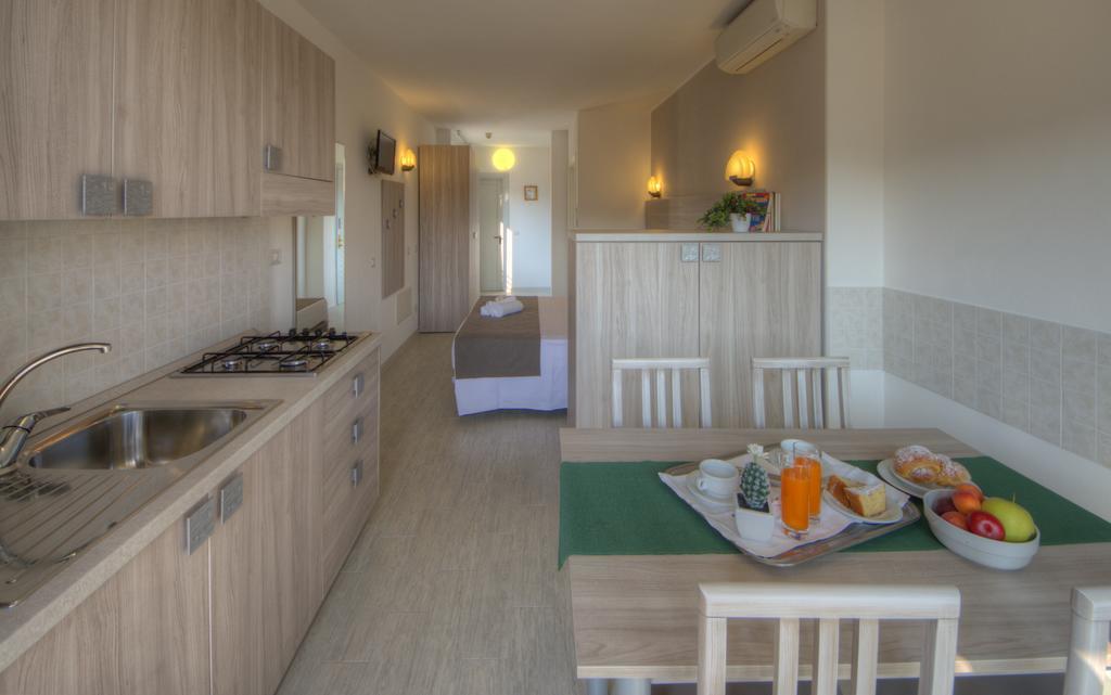 Hotel Residence La Palma Finale Ligure Buitenkant foto