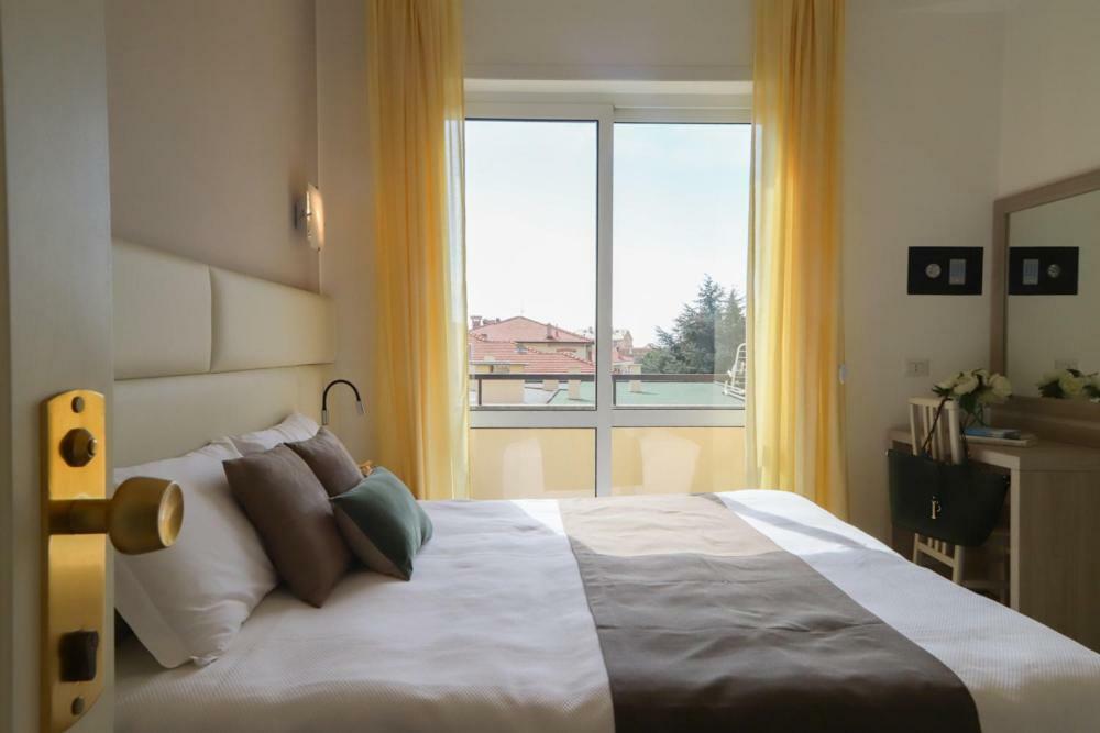 Hotel Residence La Palma Finale Ligure Buitenkant foto